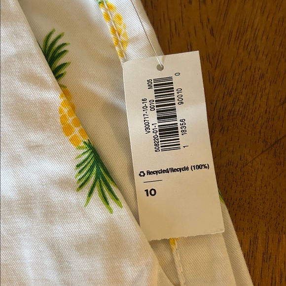 NWT Old Navy pineapple Short - Picture 4 of 7